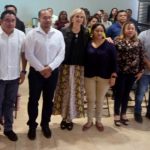 Integrantes del GEPEA toman protesta en Champotón para conformar el grupo municipal de prevención del embarazo en adolescentes.