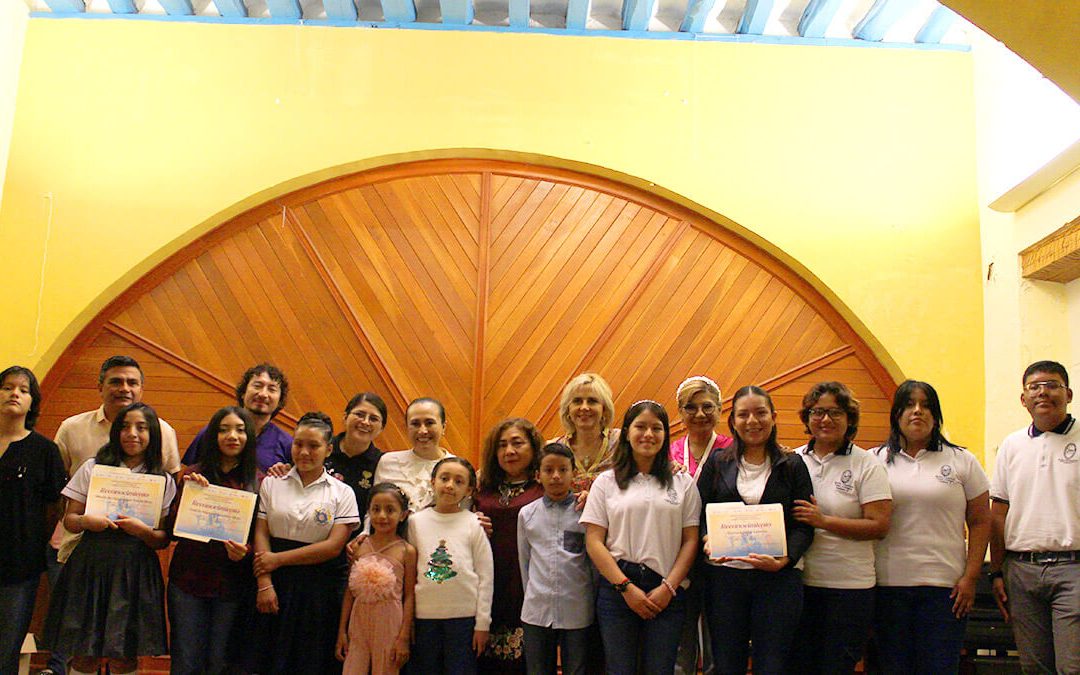 En ceremonia de premiación reconocen a 15 ganadores de la fase estatal del 32º Concurso Nacional de Dibujo y Pintura Infantil y Juvenil 2025