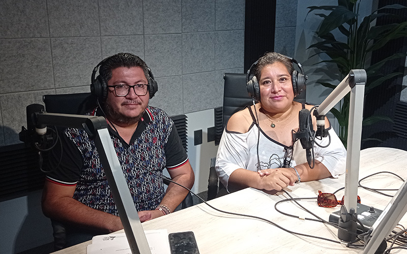 Zona Libre aborda la prevención del cáncer de mama con el Psicólogo Gilberto Carrillo Moreno.
